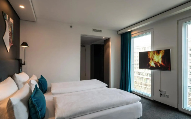 Motel One Berlin - Alexanderplatz