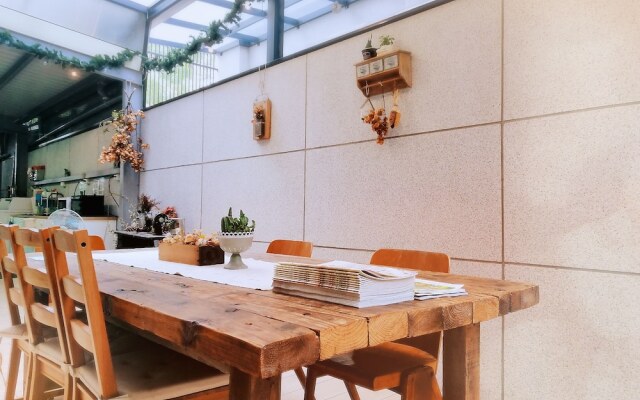 Seeing Nantai Holiday Apartment