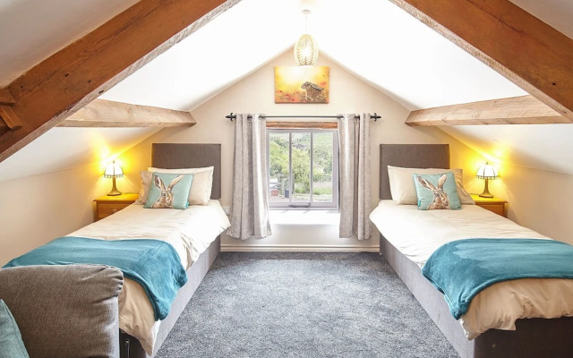 Host Stay The Hayloft