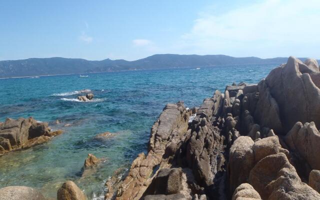 Cozy Holiday Home in Moriani-Plage in Swimming Pool