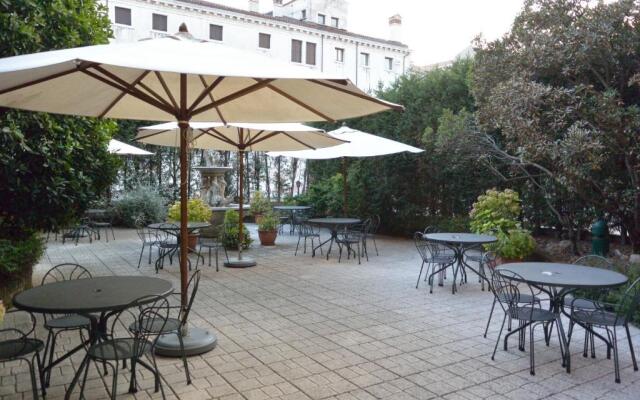 Belle Arti Hotel