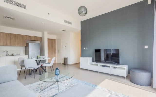 Elite LUX Holiday Homes - Upscale Stylish 2BR Dubai Hills