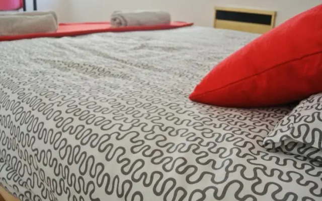 Alcobaca Hostel - Blue House