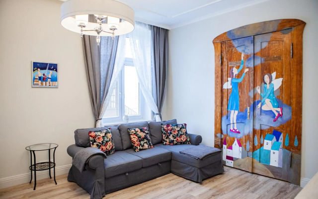 Cherry House Apartments