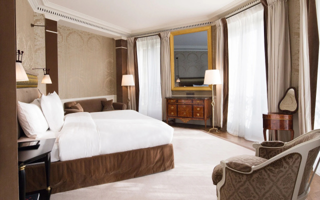 La Reserve Paris Hotel and Spa