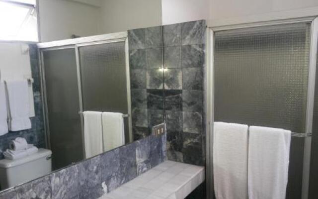 Apart-Hotel Suites Reforma