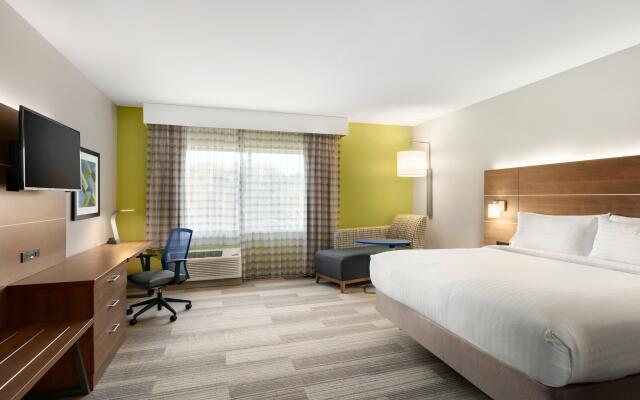 Holiday Inn Express & Suites Salisbury by IHG