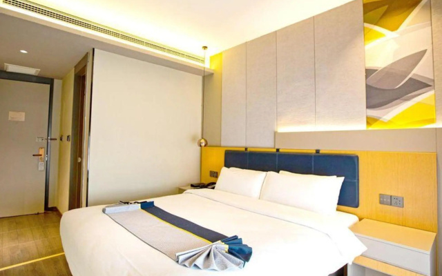 Home Inn UP Huayi Select Hotel (Dongying Yinzuo Mall Shengli Oilfield Central Hospital Branch) – Guest Rooms – Dongying