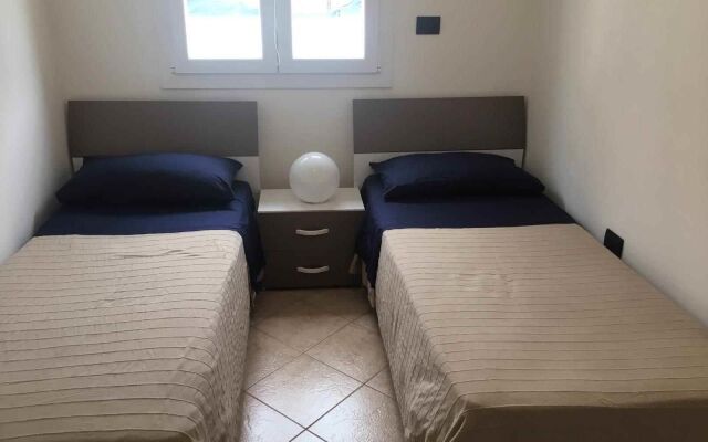 Gregoriana Front Beach