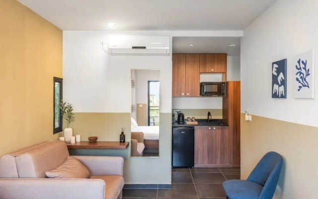 Domus Carmel Hotel