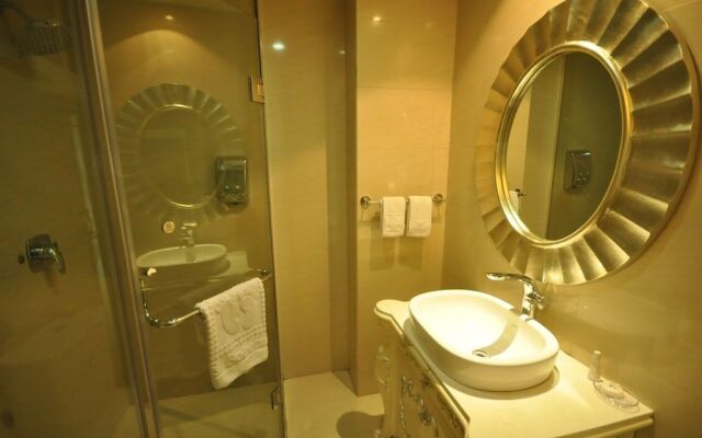 Luoyang Bohemia Hotel