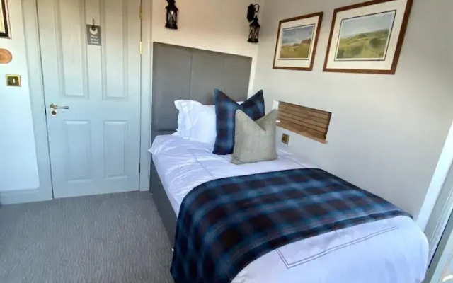 Abbotsford Hotel