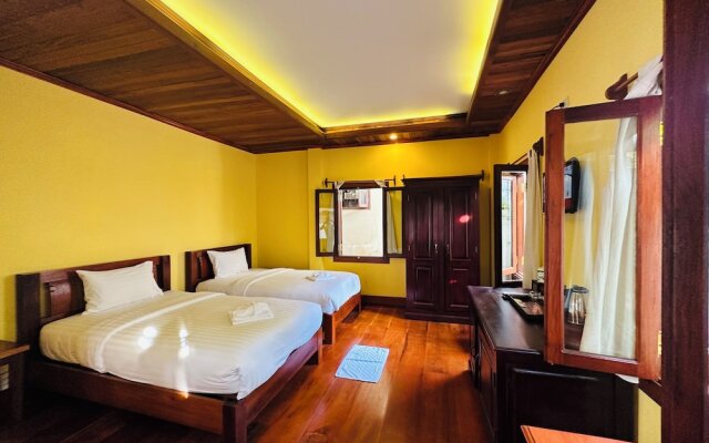 Villa Phonethip Mekong Riverside