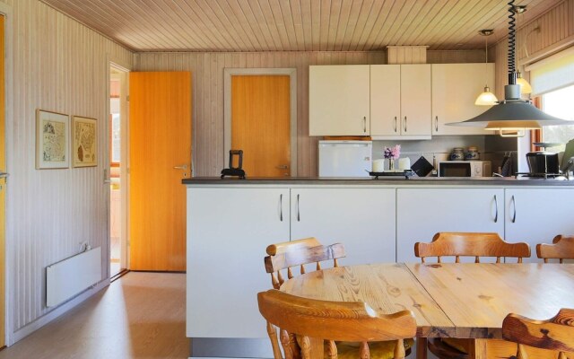 6 Person Holiday Home in Dannemare-by Traum