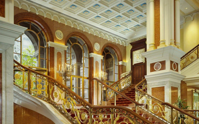 Lotte New York Palace