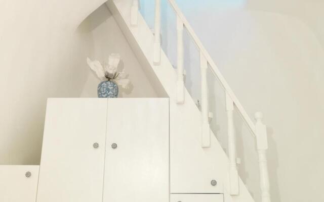 OIA Unique Homes by K&K