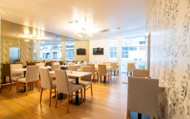 The Azoriani Boutique, Ascend Hotel Collection