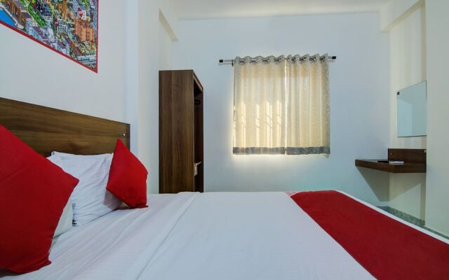 Varcity Comforts by OYO Rooms