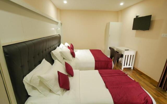 Hotel Wayanad Square