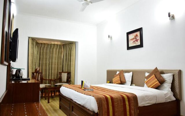 Hotel Windsor Castle Cyber City