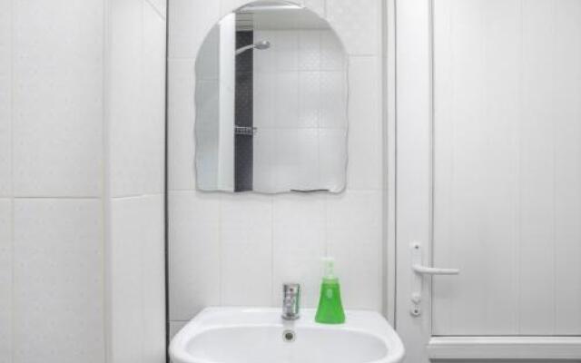 Stay Inn Cute apartment next to Hilton Armenia