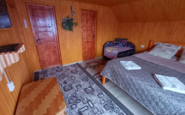 Romashka Guest House