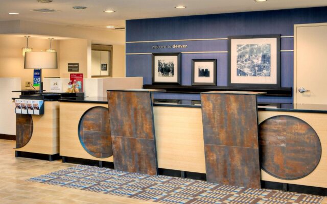 Hampton Inn & Suites Denver Tech Center