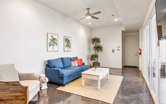 Twice Charmed 8 Bedroom Townhouse