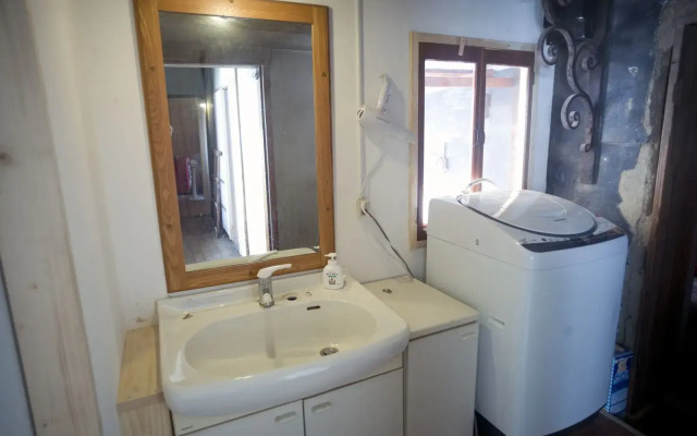 WORLDTRECK DINER & GUESTHOUSE - Pise - Hostel