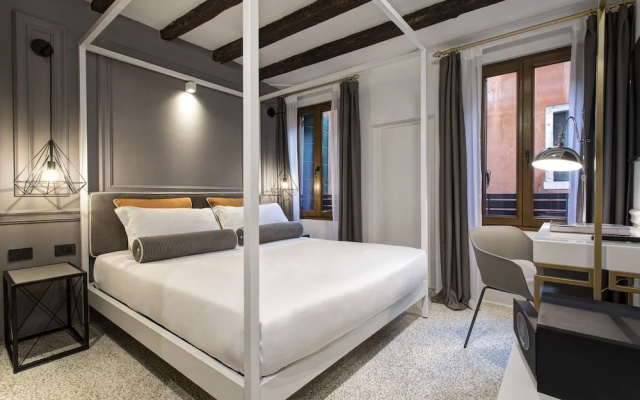 San Marco Suite 755