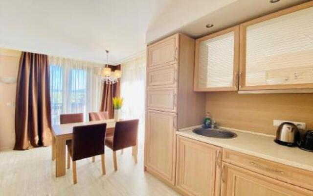 Bratanov Studio in Complex Harmony Suites 8