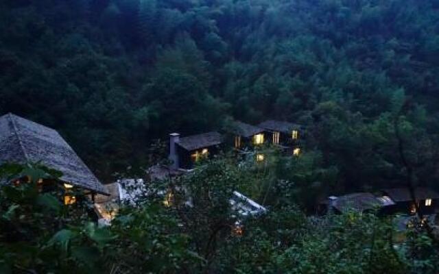 Yunxi Daijia Mountain Guesthouse