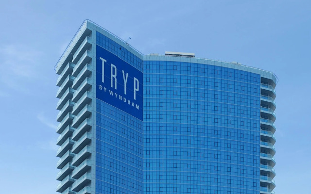 TRYP by Wyndham Dubai Hotel