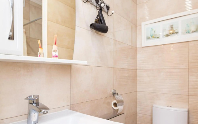 Сучасна квартира по вул. Таманська 9/4, біля Краківського.