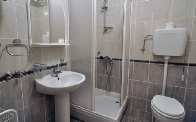 Apartments Iwa Centar