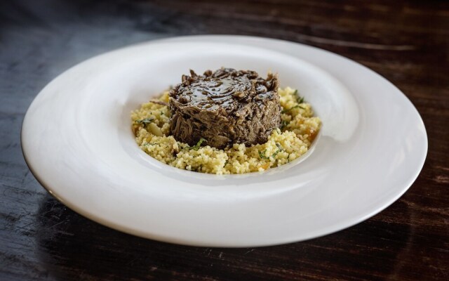 Postales by DOT Boutique