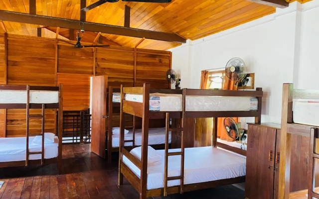 dream lanka surf hostel