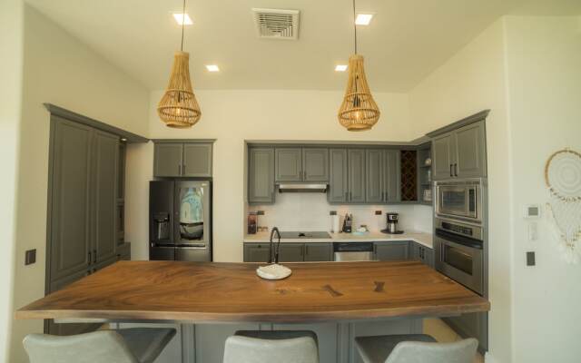 Bella Vista 4A Ocean View renovated