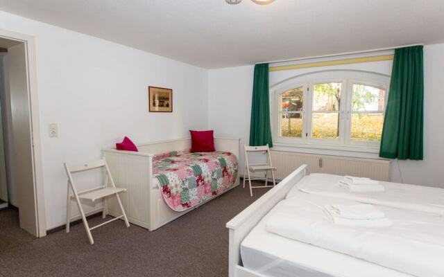 2 Villa Blanck Comfortable Holiday Residence