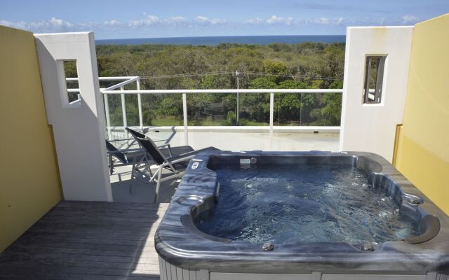 Seachange Coolum Beach