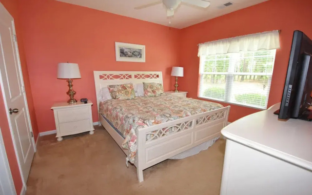 1715 Willow Bend