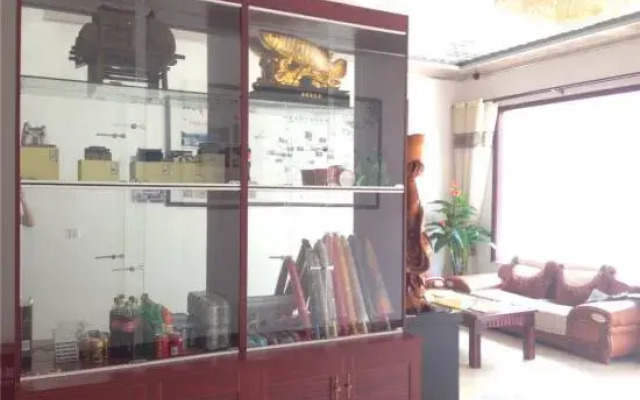 Jinli Business Hotel
