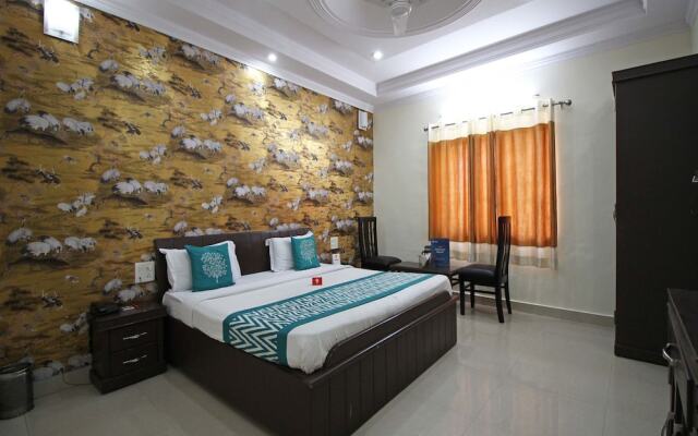 OYO 4073 Hotel Esskay