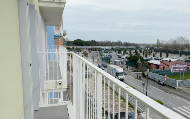 Seafront Modern Farmont Flamingo Suite
