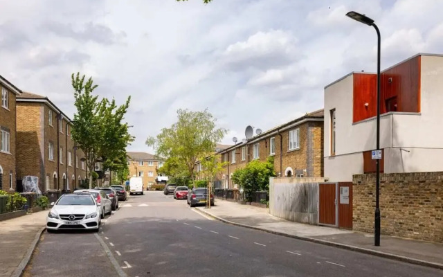 The Hackney Secret - Stylish 2bdr House With Garden, London