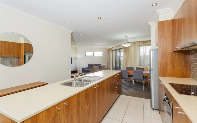 Chifley Geelong Hotel And Apartments