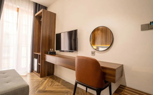 Calidum Phu Quoc Hotel