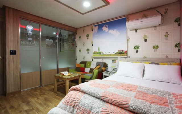 Seoul National Univ Stn Hotel Some
