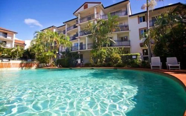 Blue Water Bay Luxury Villas