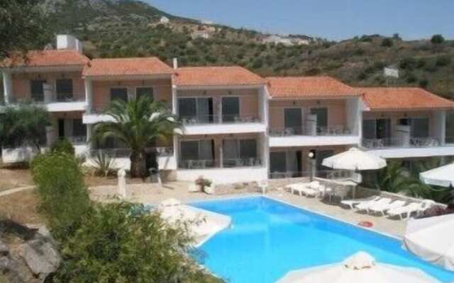 Phaistos Hotel